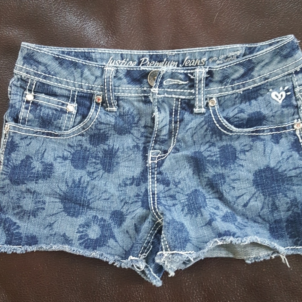 ⭐Girls denim Justice shorts⭐BUNDLE DISCOUNT